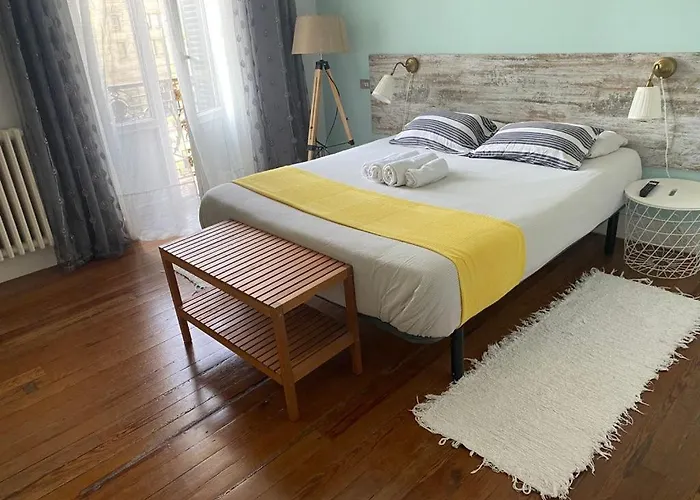 Kasa Reina Ht Lss00215